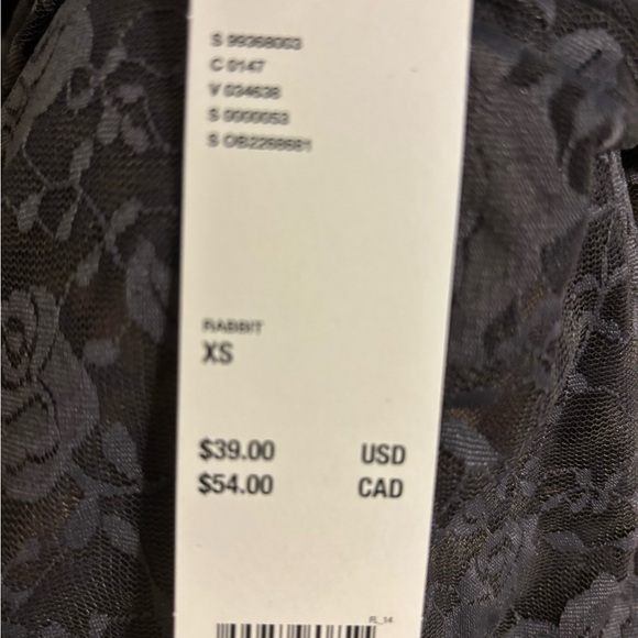 Out From Under Rika Sheer
Floral Lace Slip in Charcoal NWT XS - Picture 8 of 9